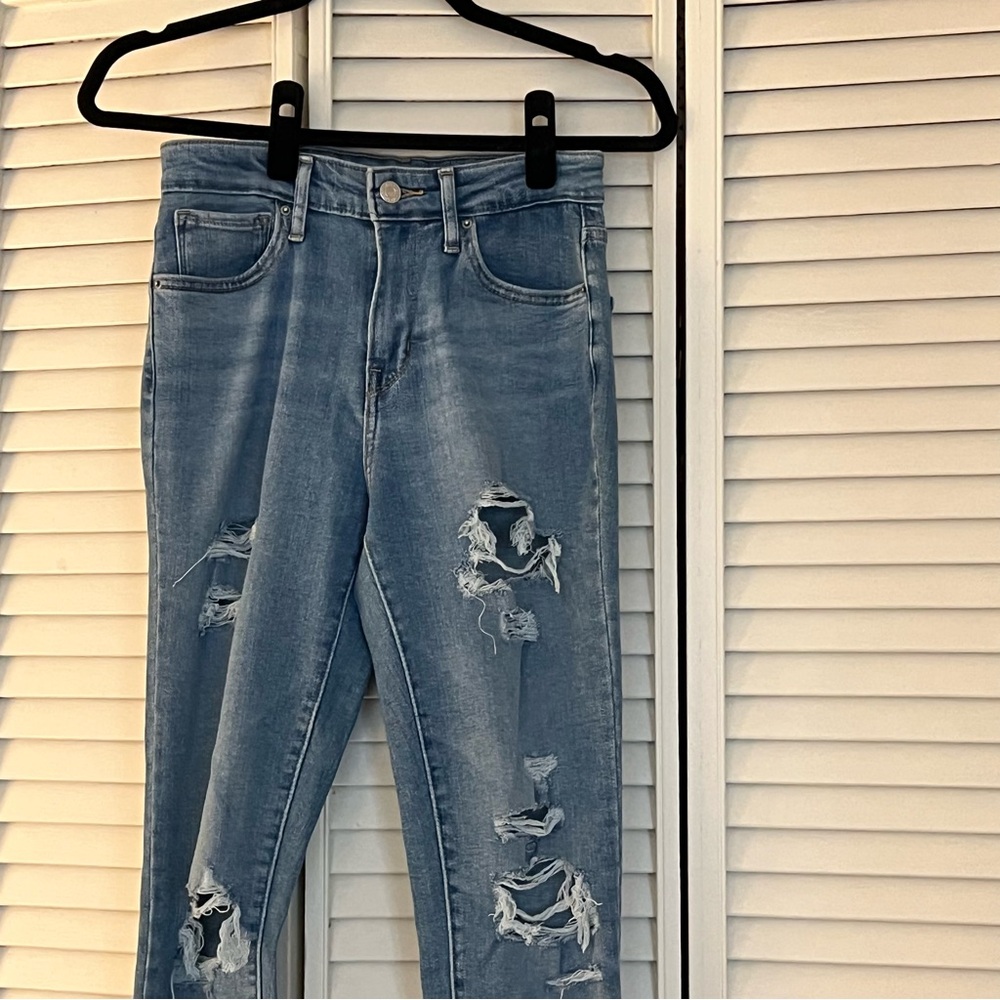 Levi's Light Blue Distressed Skinny Jeans
